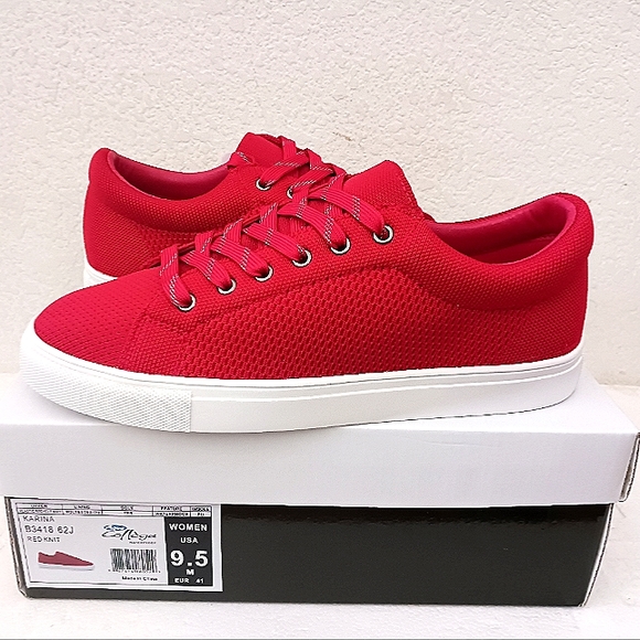 Aqua Shoes - Aqua college